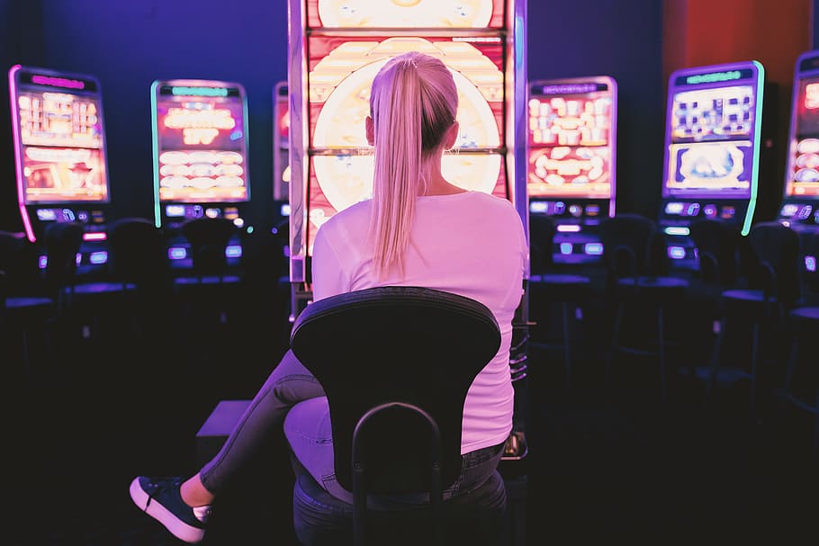 Casino Dress Code and Style over the Years - PokerStars Casino Blog